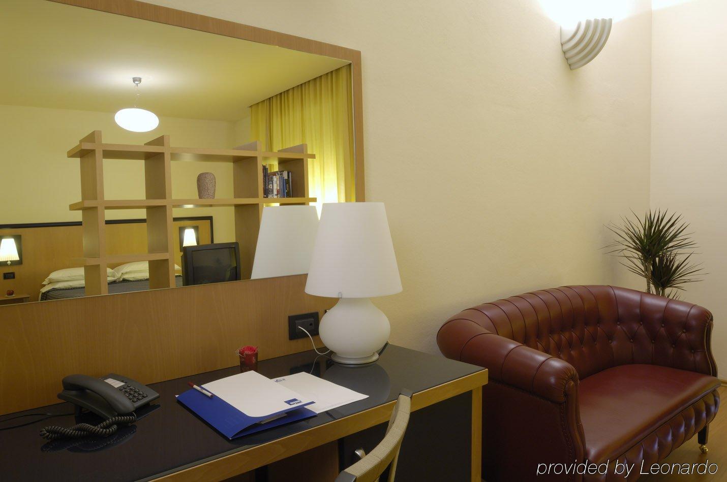Hotel Masini Forlì Zimmer foto